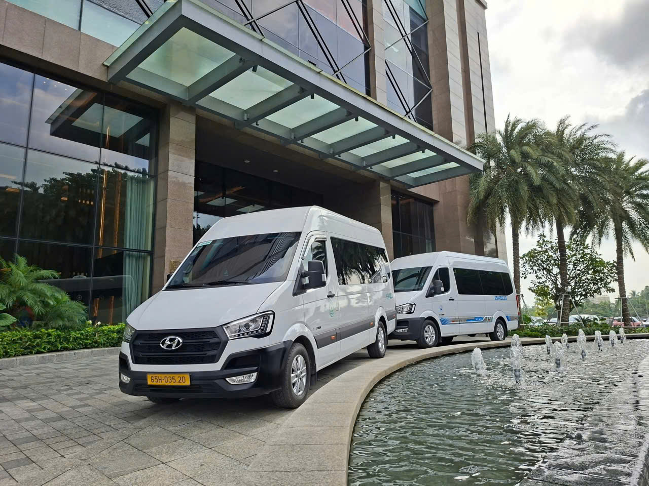 Thuê Xe 16 Chỗ Cần Thơ Đi Sân Bay Tân Sơn Nhất 